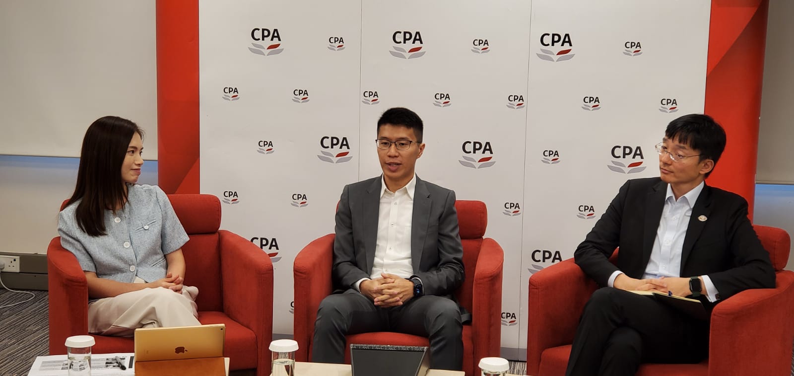 4_Technology Professional